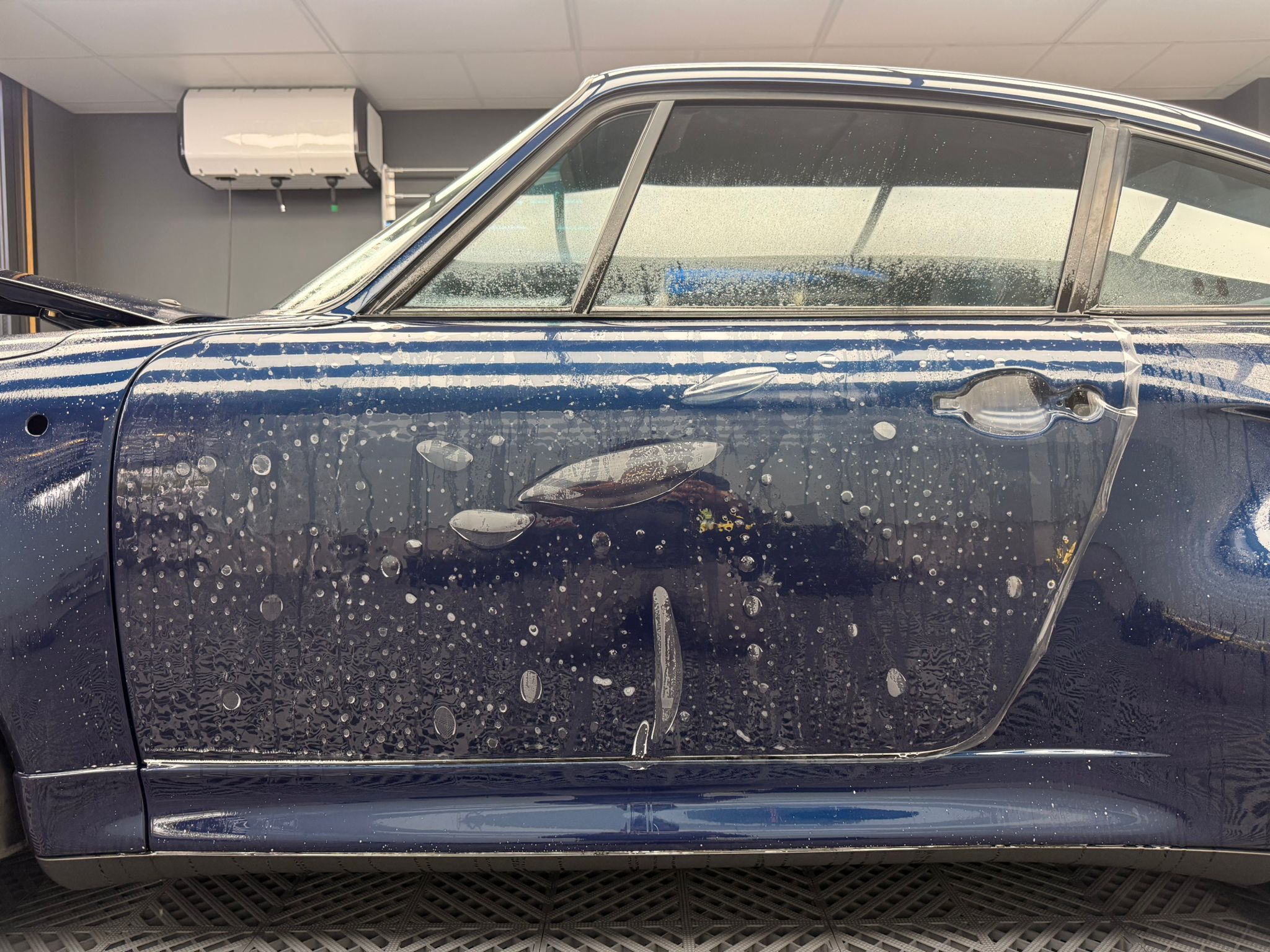 Porsche 993 side panels during install