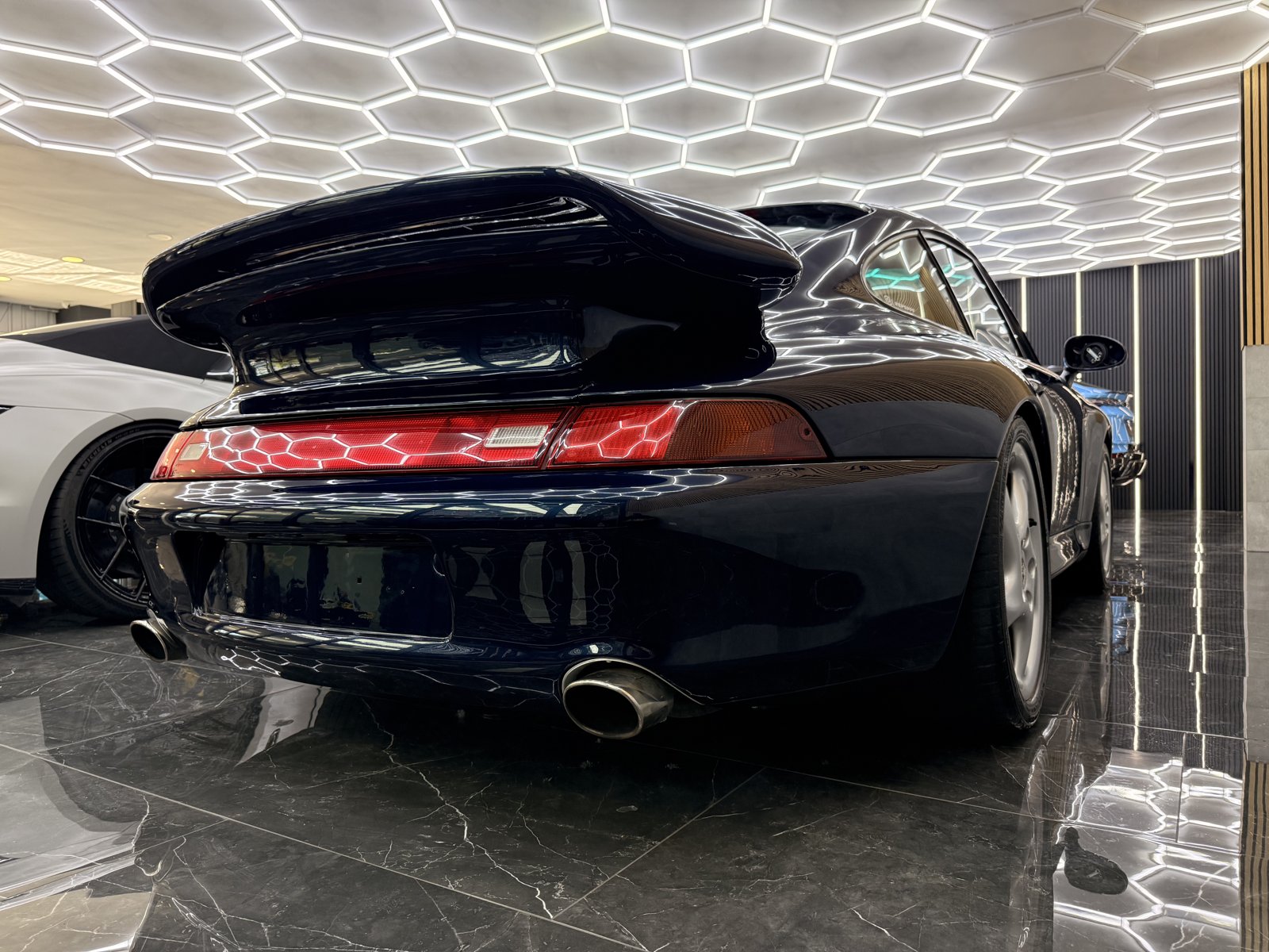 Porsche 993 rear under hex lighting in EPS PPF bay
